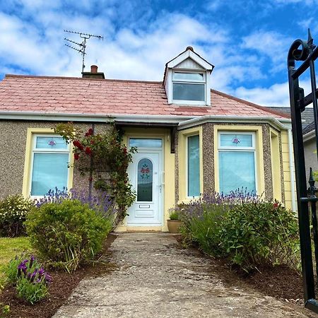 Rose Cottage: Delightful 4 Bedroom Detached Home Portrush Extérieur photo