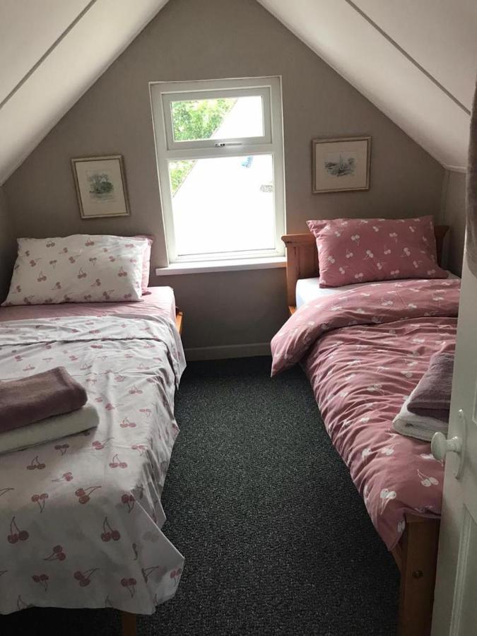 Rose Cottage: Delightful 4 Bedroom Detached Home Portrush Extérieur photo