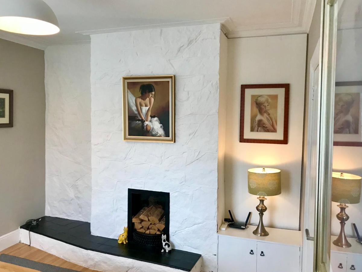 Rose Cottage: Delightful 4 Bedroom Detached Home Portrush Extérieur photo